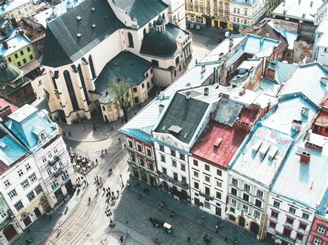 Birds Eye-view of Assorted-color Buildings · Free Stock Photo