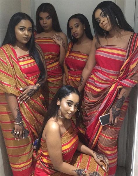 Somali beauties in traditional outfits #traditionalafricanfashion ...