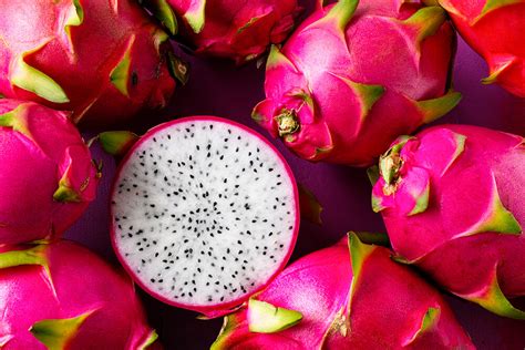 Dragonfruit (Pitahaya, Pitaya) | San Diego Zoo Animals & Plants