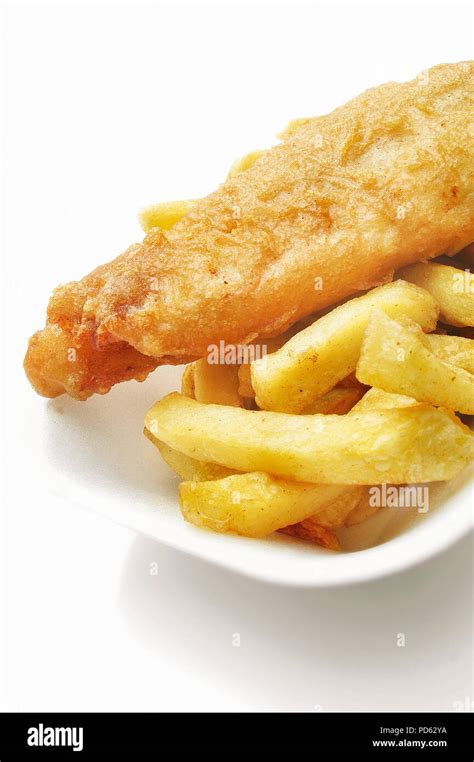 traditional battered fish and chips Stock Photo - Alamy