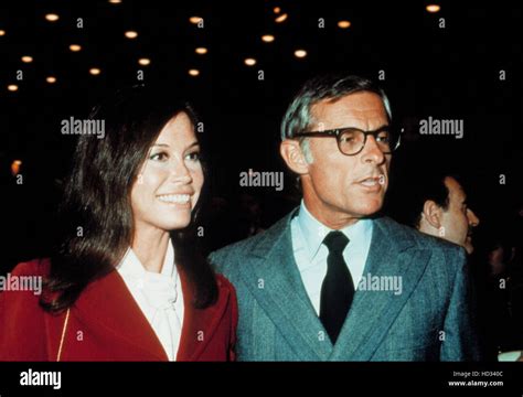 MARY TYLER MOORE, with husband Grant Tinker Stock Photo - Alamy