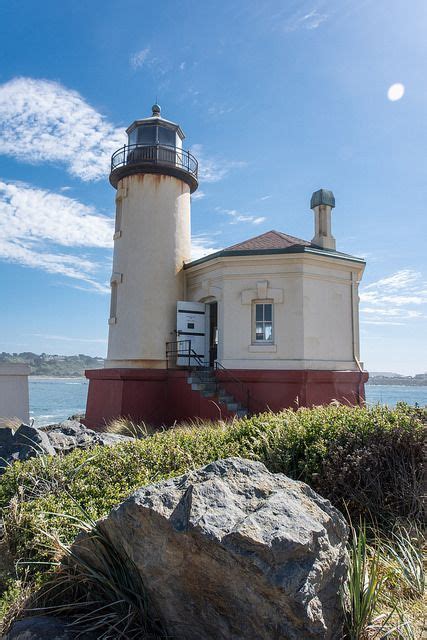 Coquille River lighthouse - Bandon Oregon | Lighthouse, Bandon oregon, Oregon