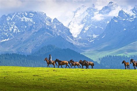 Xinjiang Travel Guide: Explore the Silk Road & West China