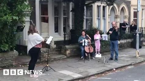 Coronavirus: Wales takes to the streets in support of NHS - BBC News