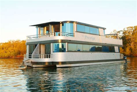 8 of the worlds most luxurious houseboats - CBS News