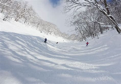 Niseko Village | Higashiyama Niseko Japan Review