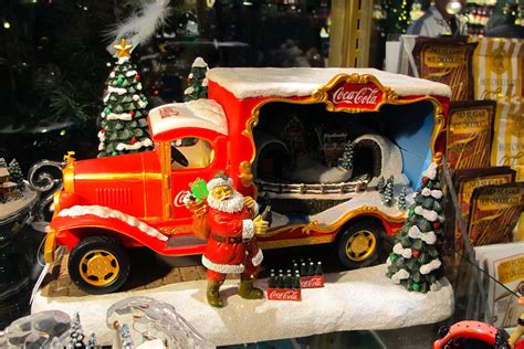 Santa's Cola Truck Free Stock Photo - Public Domain Pictures
