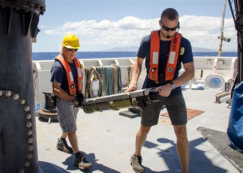 Global Foundation for Ocean Exploration Engineers Chris Ritter and Don ...