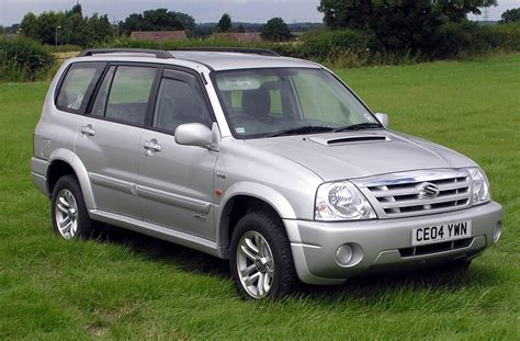 Archivo:2004.suzuki.grand.vitara.2point0td.arp.jpg - Wikipedia, la enciclopedia libre