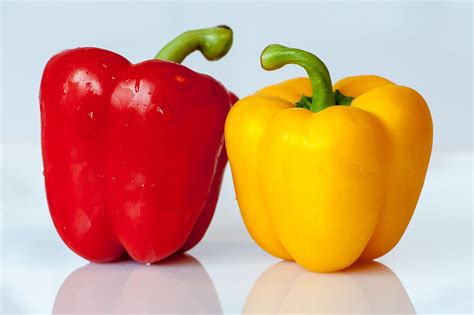 Paprika rot | Gemüse | Obst & Gemüse | Gerdas BioKistl