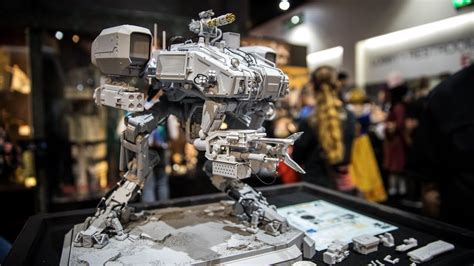 Weta Workshop's First Mech Model Kit! - cool background pics