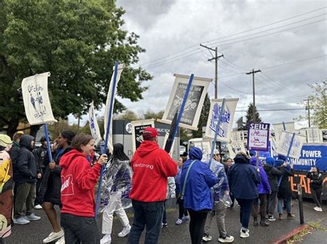 Amid Teachers' Strike, Other Portland Public Schools Staff File ...