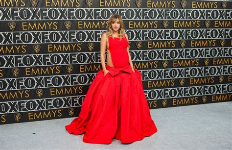 Suki Waterhouse Wears Revealing Dress on Emmys Red Carpet