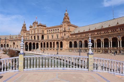 Top 10 Things to See and Do in El Centro, Seville