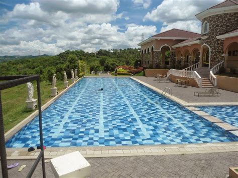 Azienda Milan in Talisay, Cebu: Clubhouse and Pool Rates