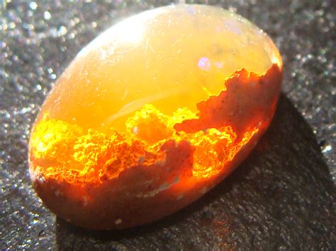 Picture of the Day: Sunset Fire Opal «TwistedSifter