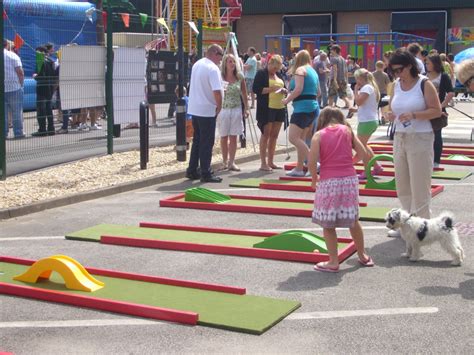 Crazy Golf Hire in UK | Mini Golf Hire For Parties & Events