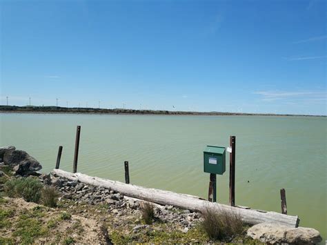 Lake Bonney Accommodation - Caravan Park, Camping & Fishing Map SA