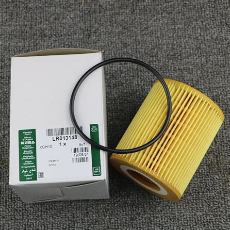 LR013148 Oil Filter Element For LAND ROVER LR3 LR4 Range Rover Sport DIESEL 3.0 V6 TD6 OIL FILTER