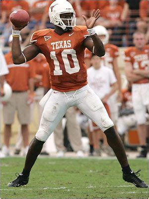 Vince Young and Longhorn Football | Longhorns football, Texas longhorns football, Texas football