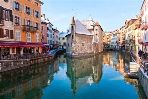 21 Prettiest Towns & Villages in France for a Fairytale Trip - Eternal ...