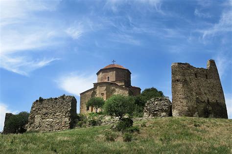 Visiting Ancient Georgian Monasteries | Hideaway Report