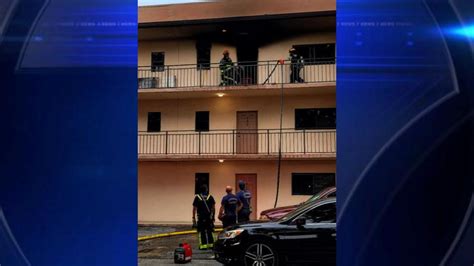 Firefighters extinguish blaze in Hialeah apartment; no injuries reported - WSVN 7News | Miami ...