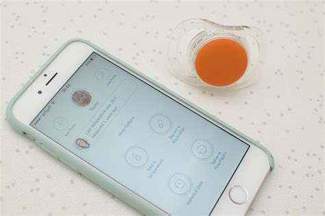 Pacif-i Thermometer pacifier for smartphones - Leelee Loves