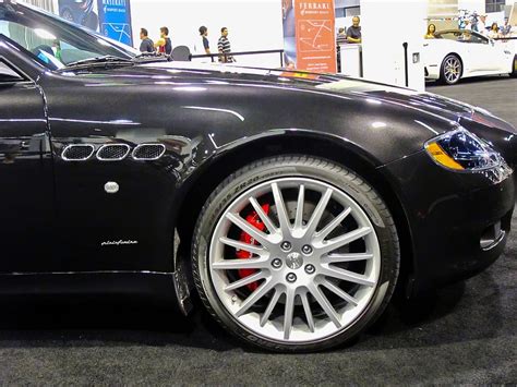2010 Maserati Quattroporte GTS | top speed: 177mph hp: 433 e… | Flickr