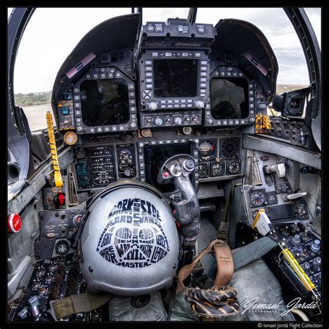 F18 Hornet Cockpit