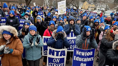 Striking Massachusetts teachers accused of hosting 'pub crawl,' as ...