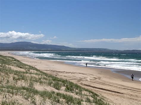 Shoalhaven Heads, NSW - Aussie Towns