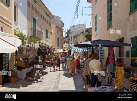 Tuesday Market in the Old Town, Alcudia, Mallorca, Spain Stock Photo - Alamy