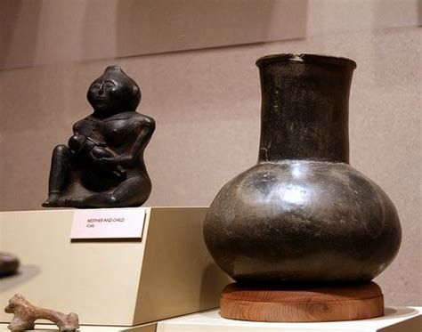 Mississippian Culture copper statue and pot from the 1300's C.E. (North America) | Copper statue ...