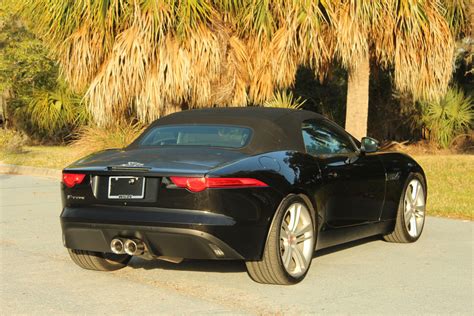 Pre-Owned 2016 Jaguar F-TYPE Convertible in Sarasota #JP8284 | Wilde Jaguar Sarasota