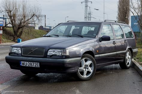 Turbo Wagon Wednesday! : Volvo