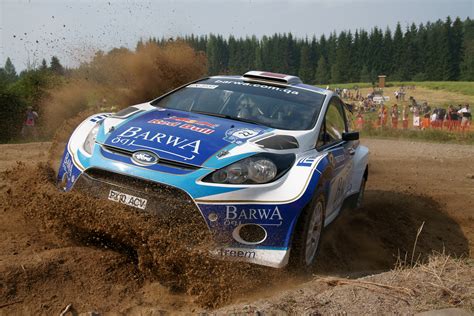 File:Rally Finland 2010 - shakedown - Nasser Al-Attiyah 1.jpg - Wikipedia