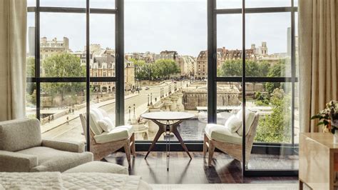 A look inside the Cheval Blanc Paris - The LVMH owned hotel has the ...