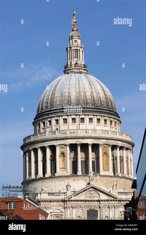 Closeup detail of world famous domed roof of St Pauls Cathedral Stock ...