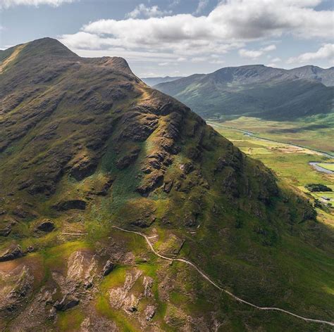 There are some incredible hiking trails to be found in Connemara! (Pic ...