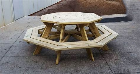 Octagon Picnic Table | Ana White