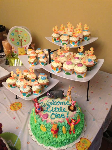 Winnie the Pooh baby shower..I will have this! | Baby boy shower, Baby shower, Baby shower birthday