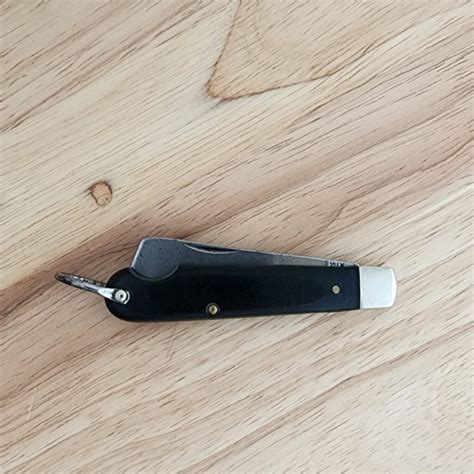 Camillus USA Vintage Folding Knife For Sale | TSA Knives