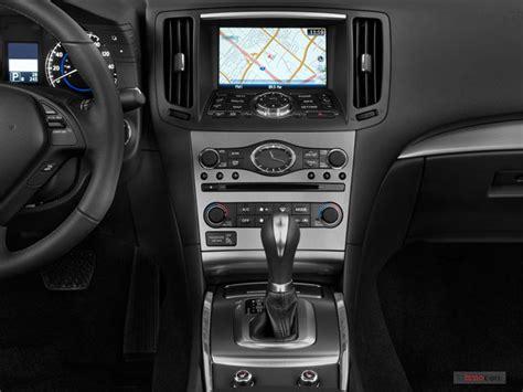 2015 Infiniti Q40: 25 Interior Photos | U.S. News