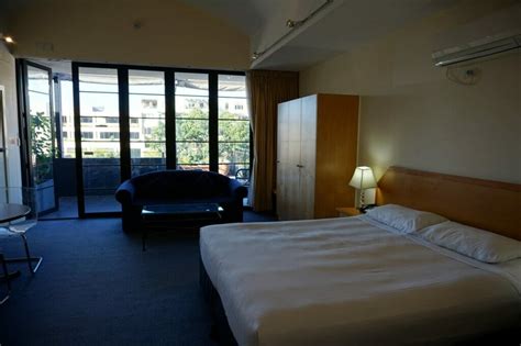 Double Bay Accommodation Sydney - The Savoy Hotel