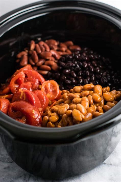 Slow Cooker Vegetarian Sweet Potato Chili Recipe - 10 minutes to prep!