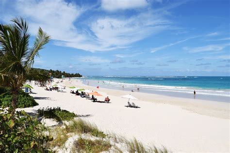 Flamenco Beach, Culebra - Bienvenidos