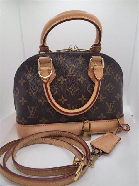 Louis Vuitton Alma BB - Mindy Shear