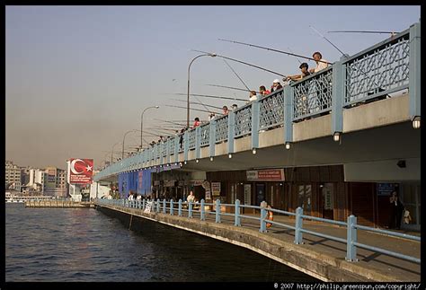 Photograph by Philip Greenspun: galata-bridge-2