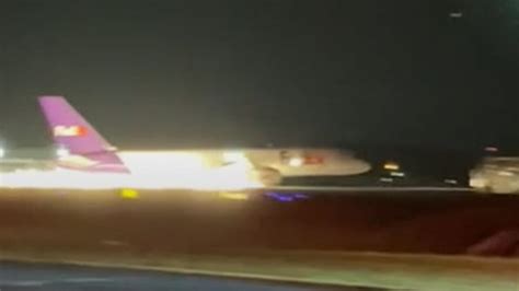 FedEx plane crash lands at US airport without landing gear| video ...